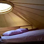 4 Etoiles En Pleine Nature 8 Pers. *