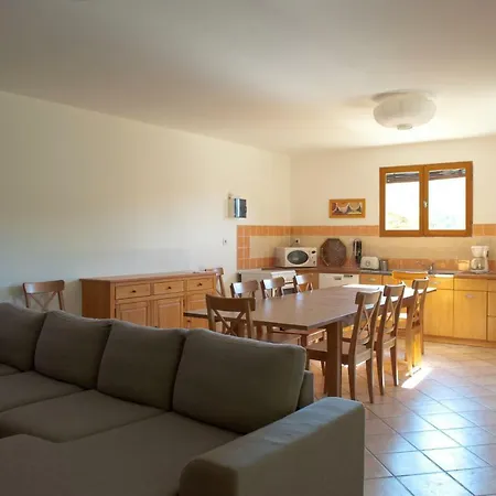 Et Yourtes L'aousiere Holiday home