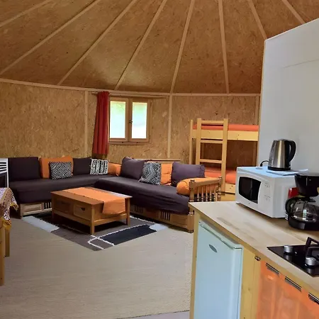 4 Etoiles En Pleine Nature 8 Pers. Hébergement de vacances