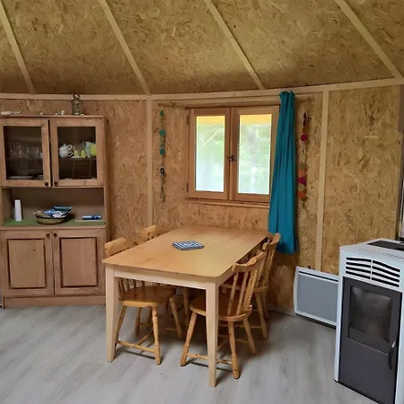 4 Etoiles En Pleine Nature 8 Pers. Entrepierres