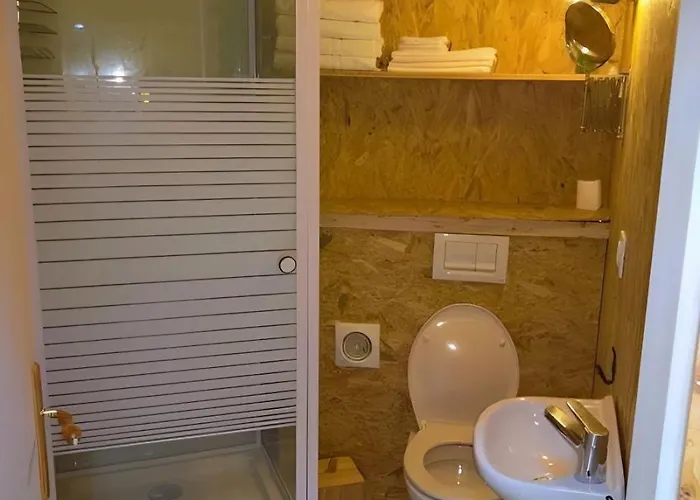 4 Etoiles En Pleine Nature 8 Pers. Hébergement de vacances Entrepierres